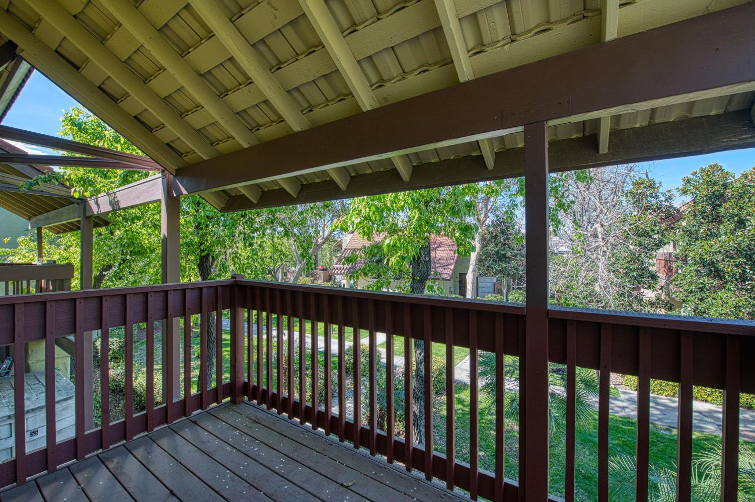 2881 Huntington Boulevard, Unit 262 Fresno, CA 93721 - Photo 29 of 31 a view of porch with wooden floor