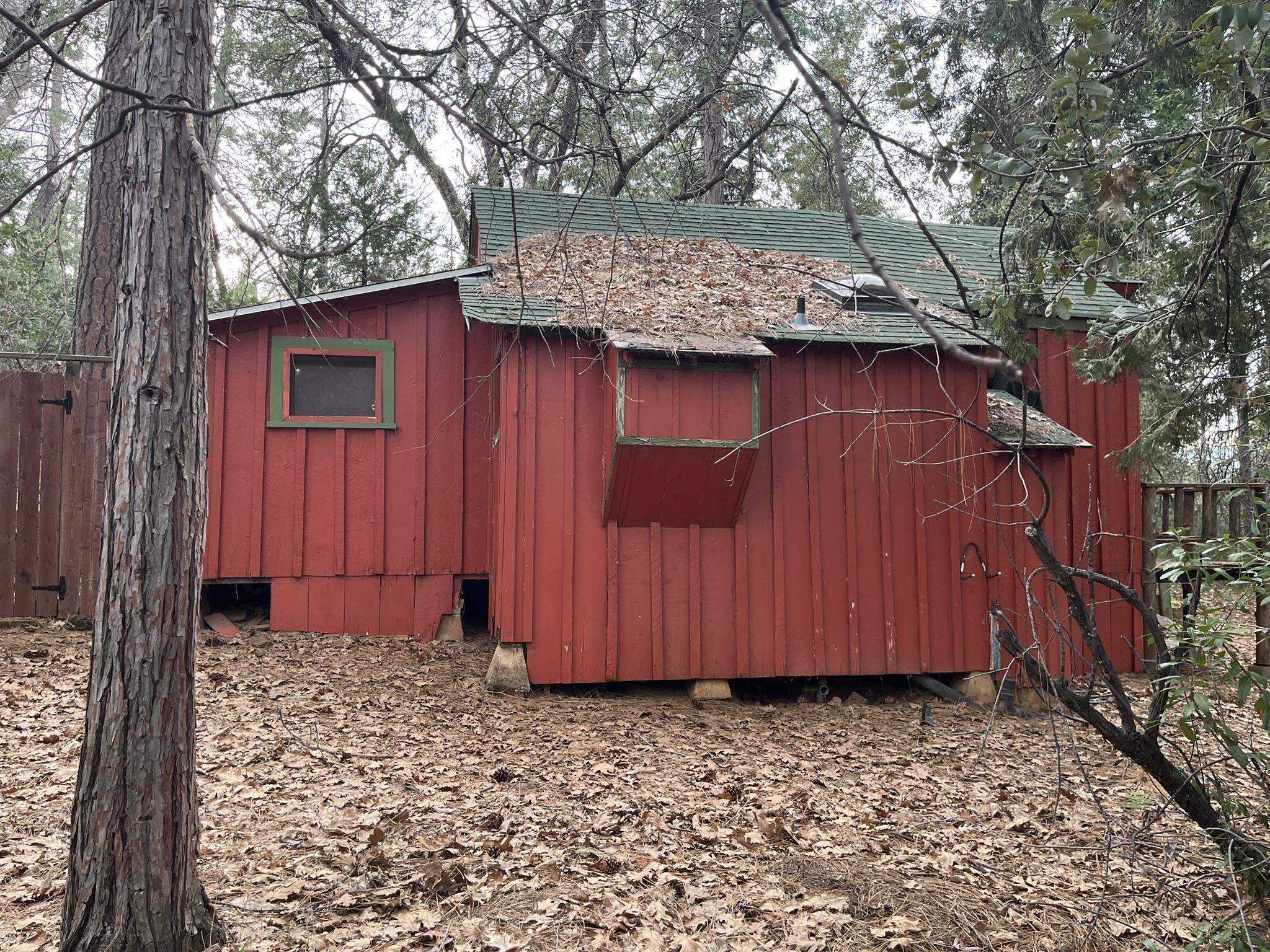 23090 North Bald Mountain Road Sonora, CA 95370 - Photo 47 of 59 View of outbuilding