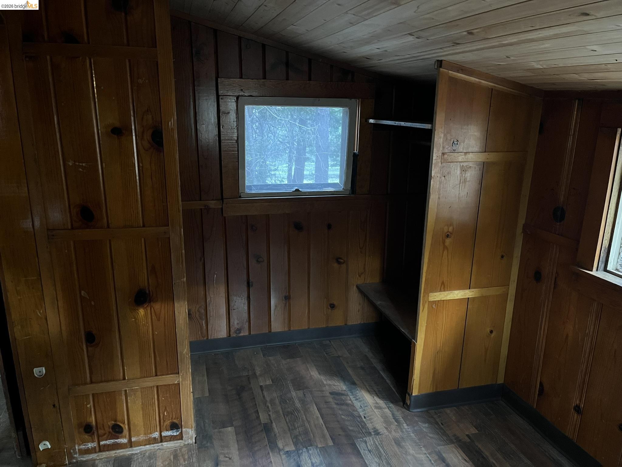 23090 North Bald Mountain Road Sonora, CA 95370 - Photo 47 of 59 a view of an entryway door