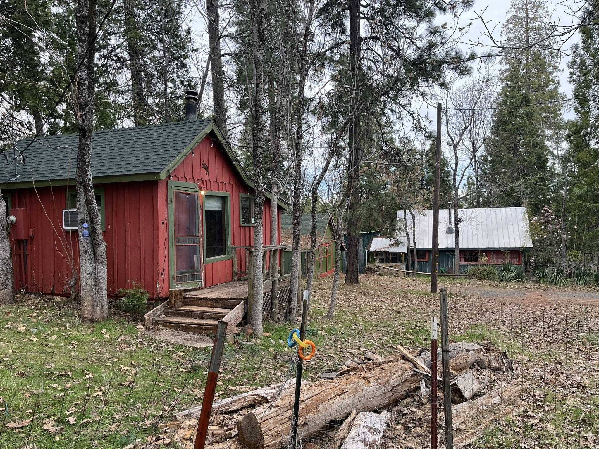 23090 North Bald Mountain Road Sonora, CA 95370 - Photo 49 of 59 View of yard with an outbuilding