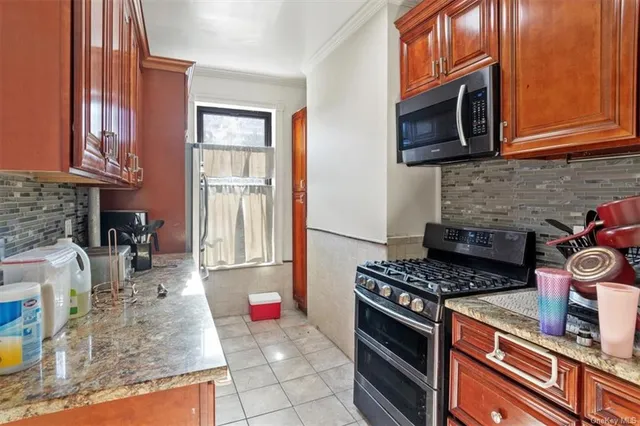 $929,000 | 798 East 161st Street | Woodstock