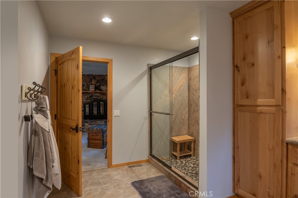 448 Edgemoor Road Big Bear Lake, CA 92315 - Photo 28 of 42