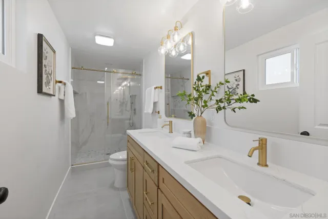 $1,074,000 | 13442 Mountainside Drive, Poway, CA 92064