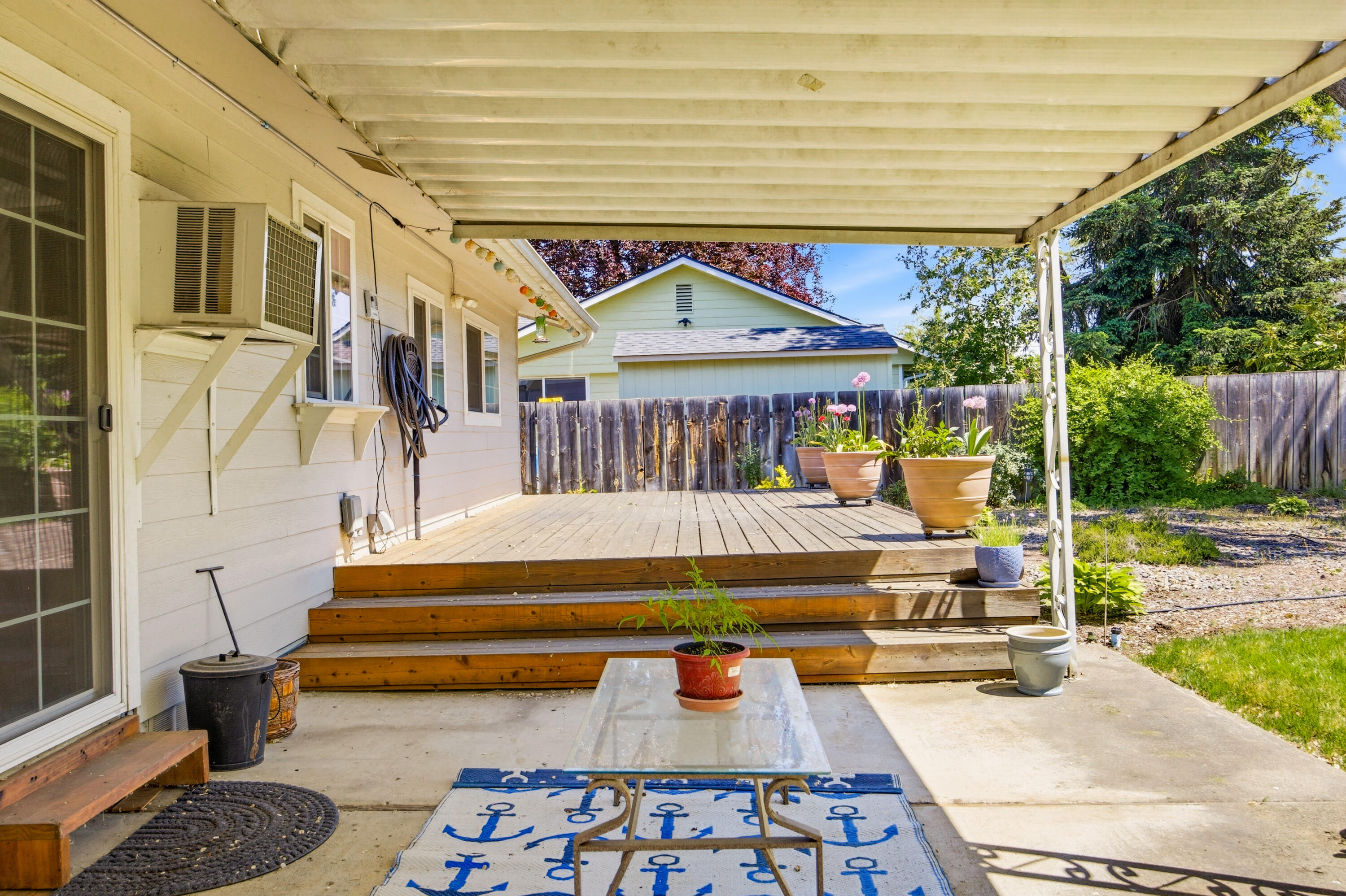 659 Herman Avenue Medford, OR 97501 - Photo 15 of 42 Covered Patio