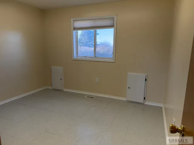 $625,000 | 1077 East 1300 North, Shelley, ID 83274