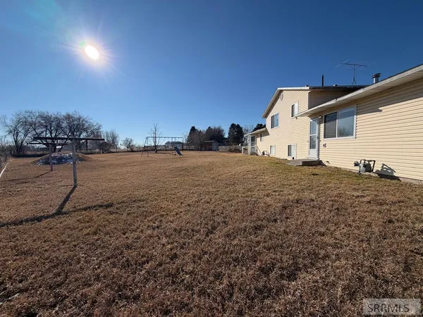 $625,000 | 1077 East 1300 North, Shelley, ID 83274