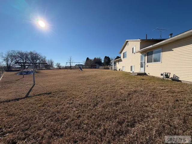 $625,000 | 1077 East 1300 North, Shelley, ID 83274