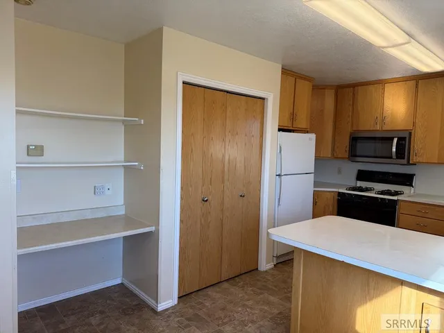 $625,000 | 1077 East 1300 North, Shelley, ID 83274