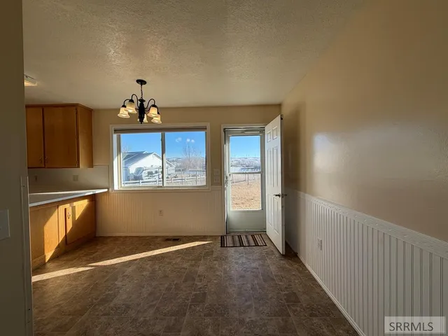 $625,000 | 1077 East 1300 North, Shelley, ID 83274