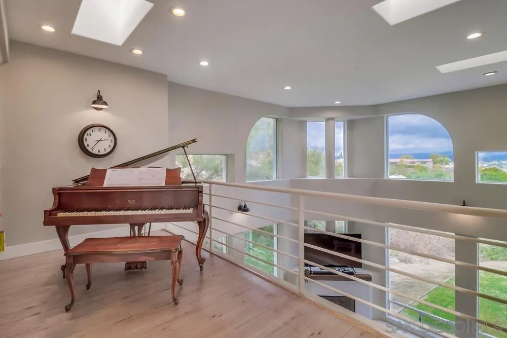 1152 Via Conejo Escondido, CA 92029 - Photo 31 of 75