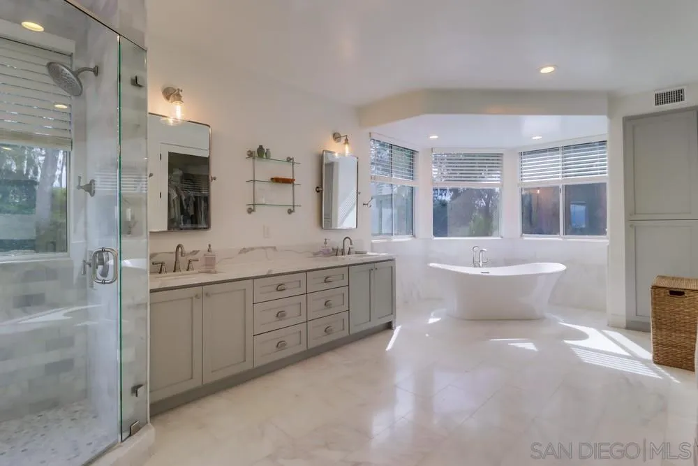 1152 Via Conejo Escondido, CA 92029 - Photo 37 of 75