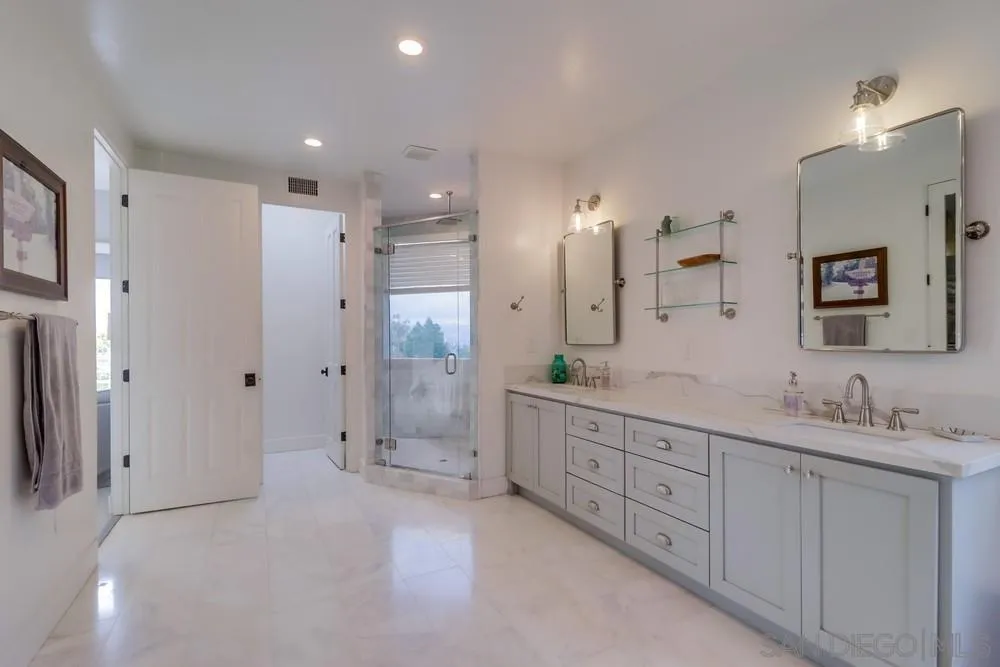 1152 Via Conejo Escondido, CA 92029 - Photo 41 of 75