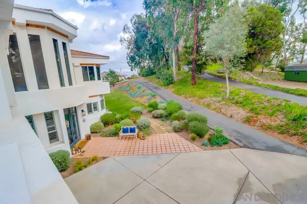 1152 Via Conejo Escondido, CA 92029 - Photo 52 of 75