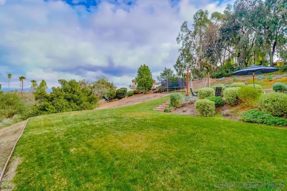 1152 Via Conejo Escondido, CA 92029 - Photo 65 of 75