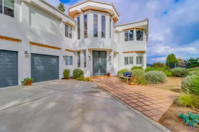 $7,950 | 1152 Via Conejo, Escondido, CA 92029