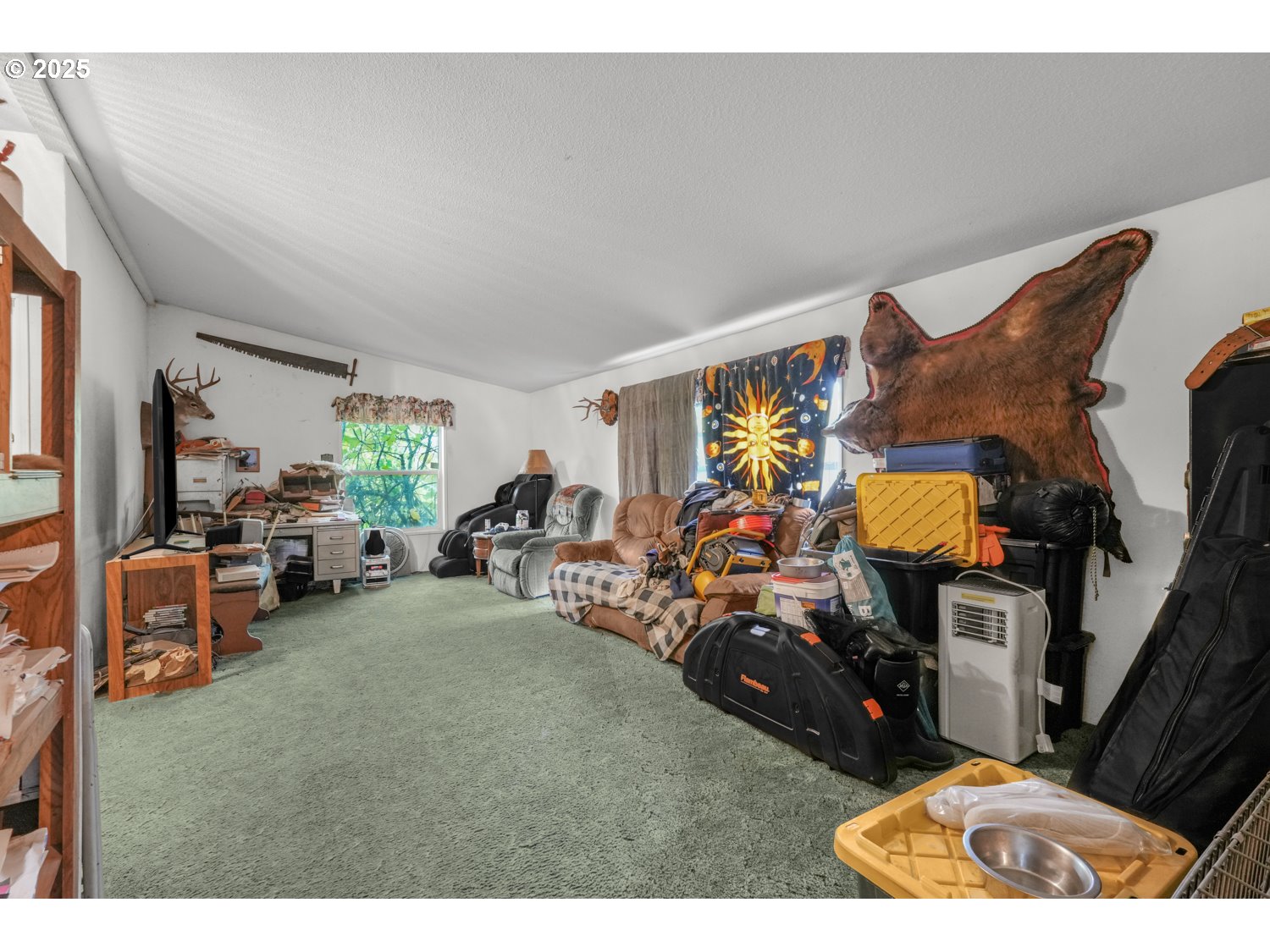 19807 Highway 211 Colton, OR 97017 - Photo 11 of 22 a view of a room with gym equipment