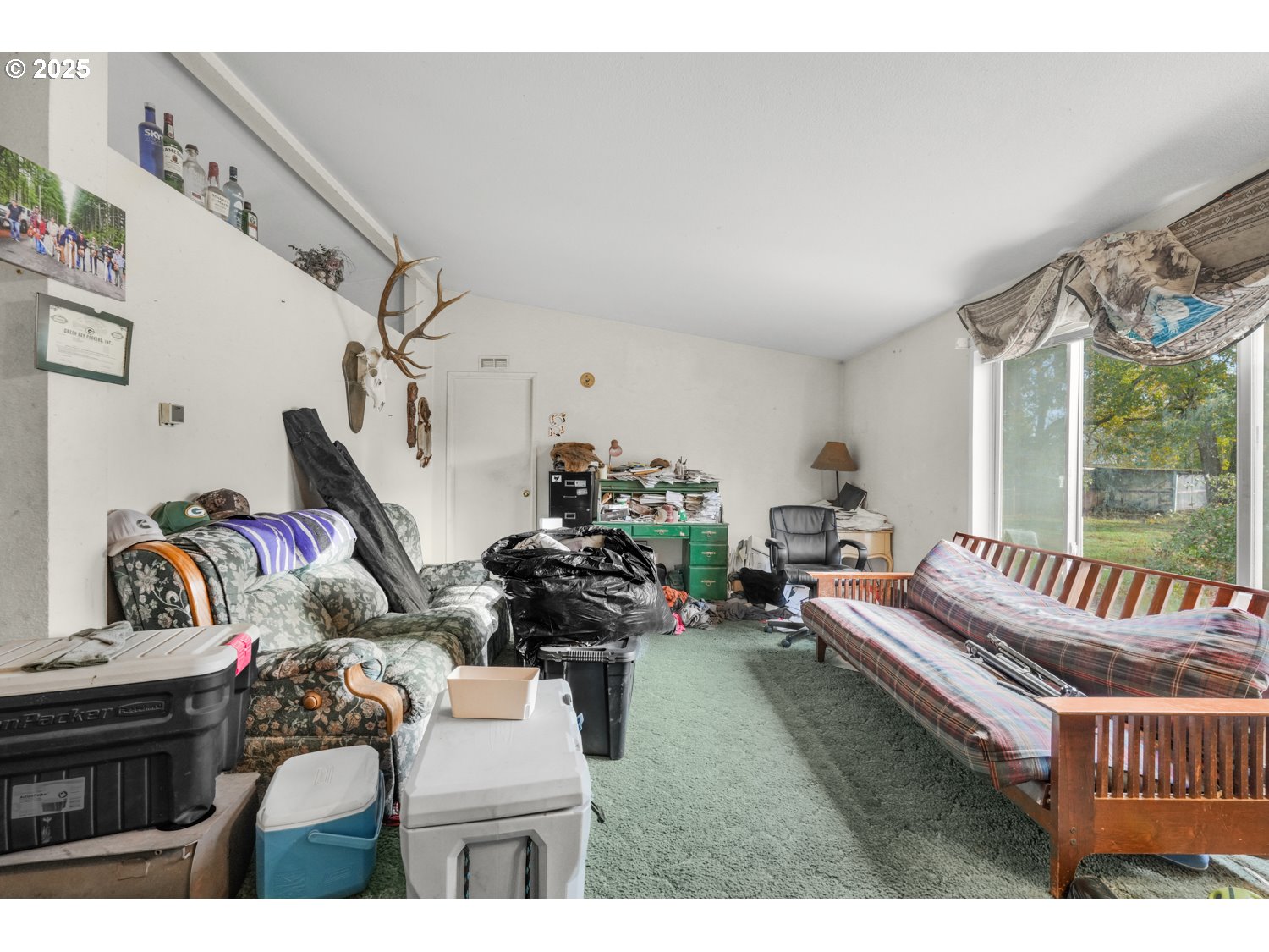 19807 Highway 211 Colton, OR 97017 - Photo 5 of 22 a bedroom with furniture and a window