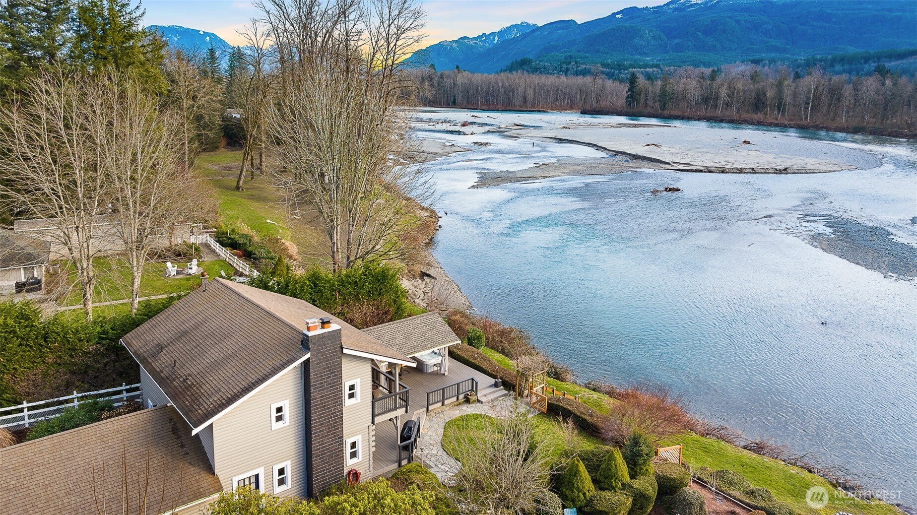 1122 Dyer Road Sultan, WA 98294 - Photo 40 of 40 a view of outdoor space and basketball court