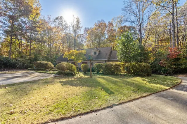 $500,000 | 206 Cedar Dale Drive, Central, SC 29630