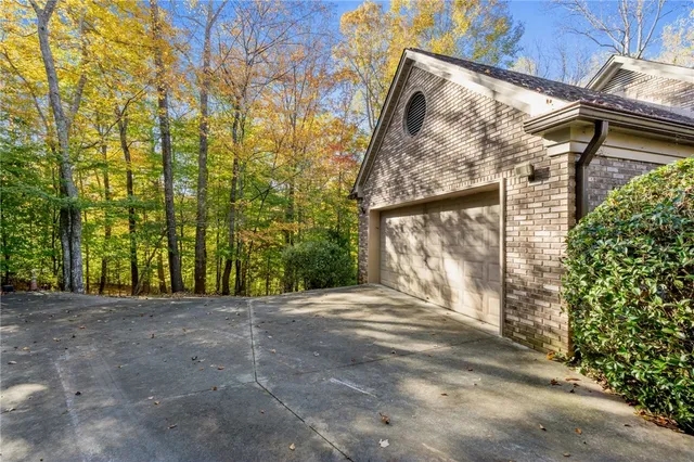 $500,000 | 206 Cedar Dale Drive, Central, SC 29630