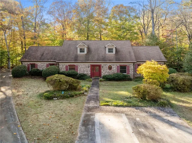 $500,000 | 206 Cedar Dale Drive, Central, SC 29630