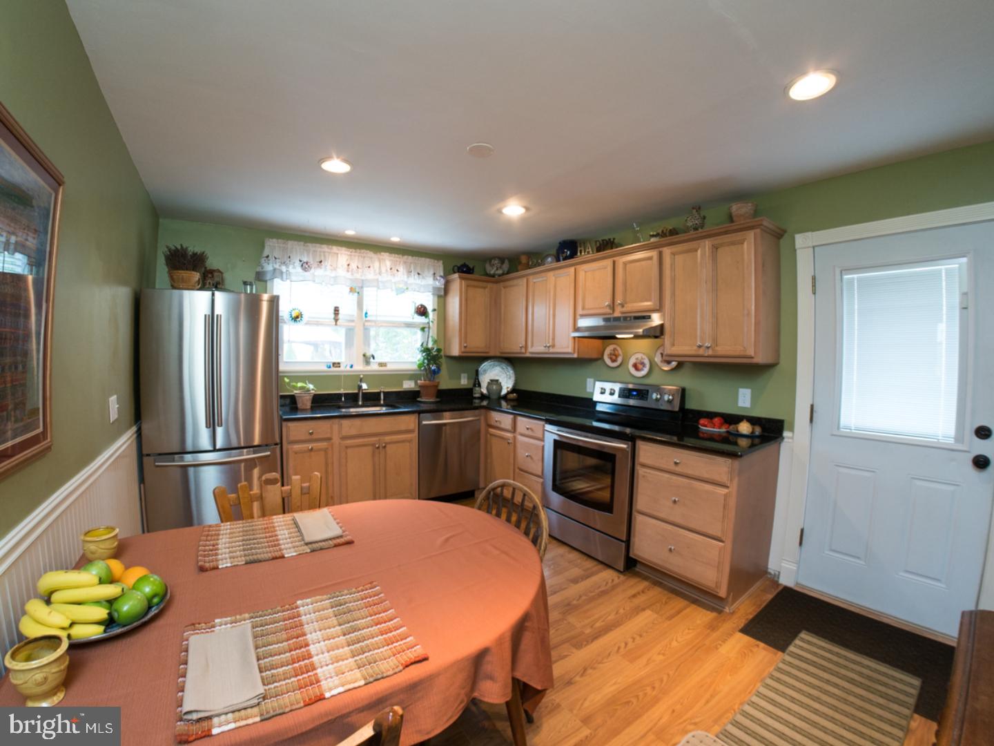 500 Ryanard Road Wallingford, PA 19086 - Photo 7 of 25 Kitchen