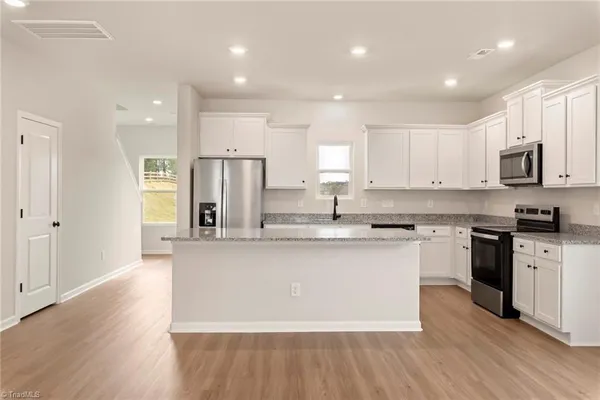 $389,900 | 220 Macintosh Drive, King, NC 27021