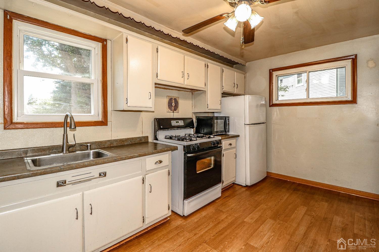 3 North Pennington Road New Brunswick, NJ 08901 - Photo 14 of 28