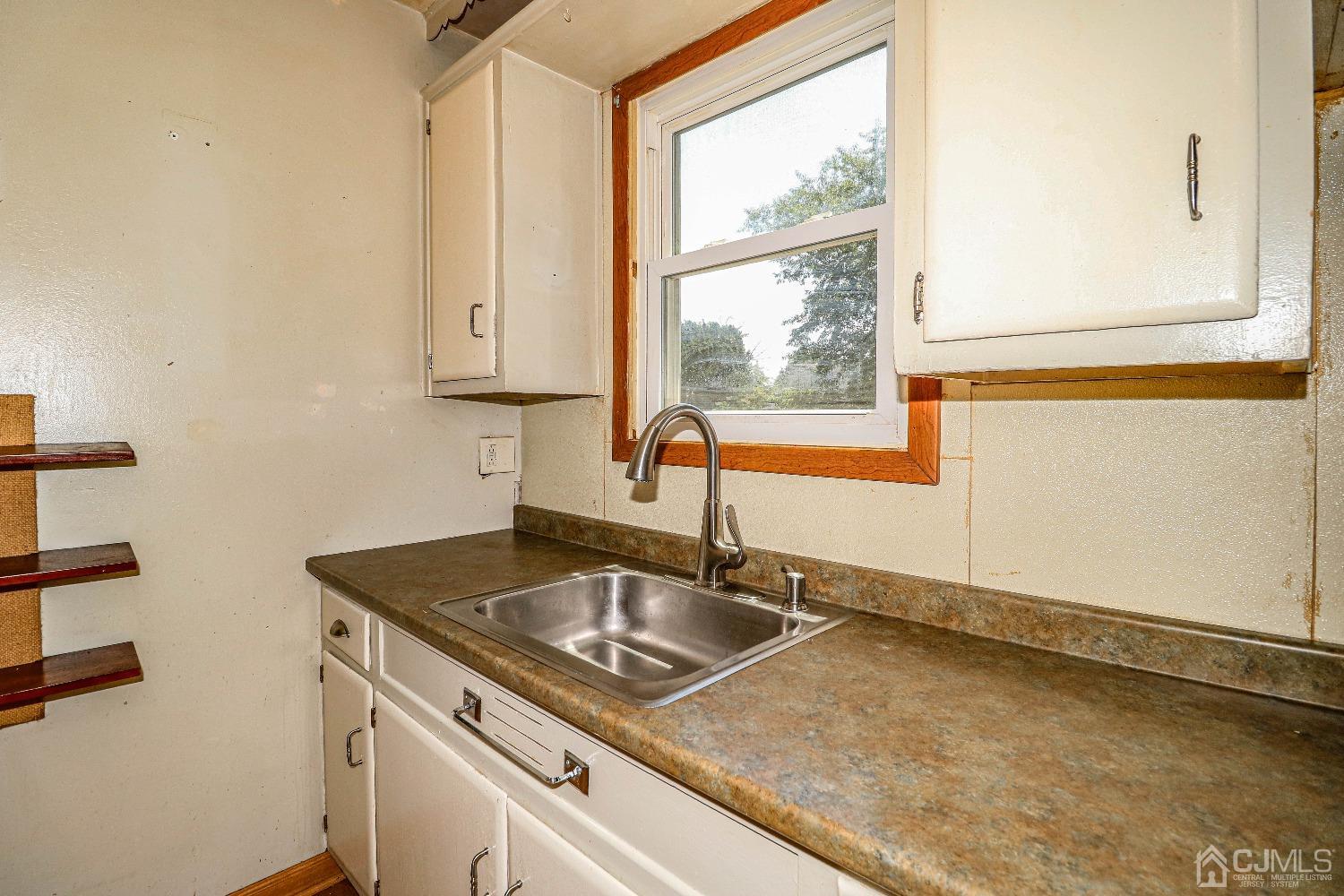 3 North Pennington Road New Brunswick, NJ 08901 - Photo 5 of 28
