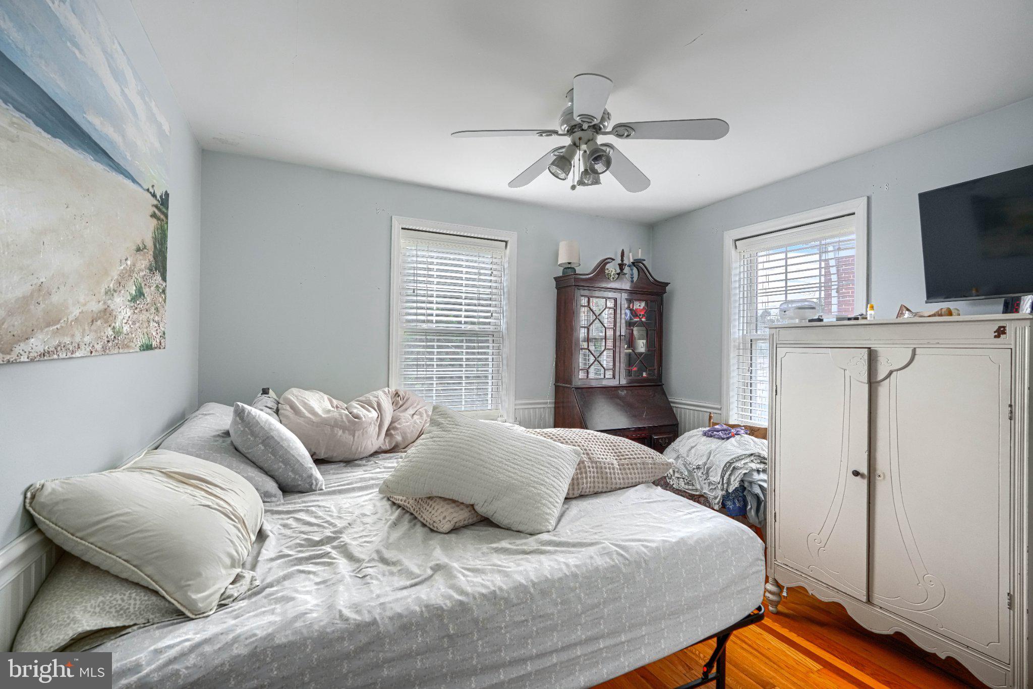 1835 Loch Shiel Road Towson, MD 21286 - Photo 17 of 75 Cozy retreat with natural light.
