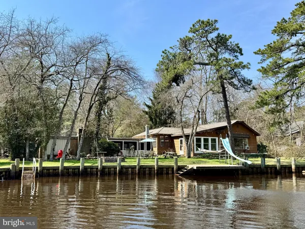 $485,000 | 4670 Riverside Drive, Hammonton, NJ 08037