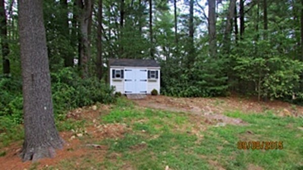 22 Greenwood Road Andover, MA 01810 - Photo 21 of 27 Gallery Image 21