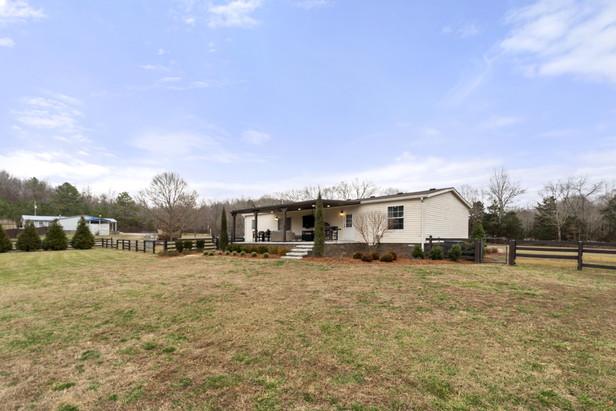 60 Edgewood Road McEwen, TN 37101 - Photo 14 of 56 a view of a outdoor space with a house