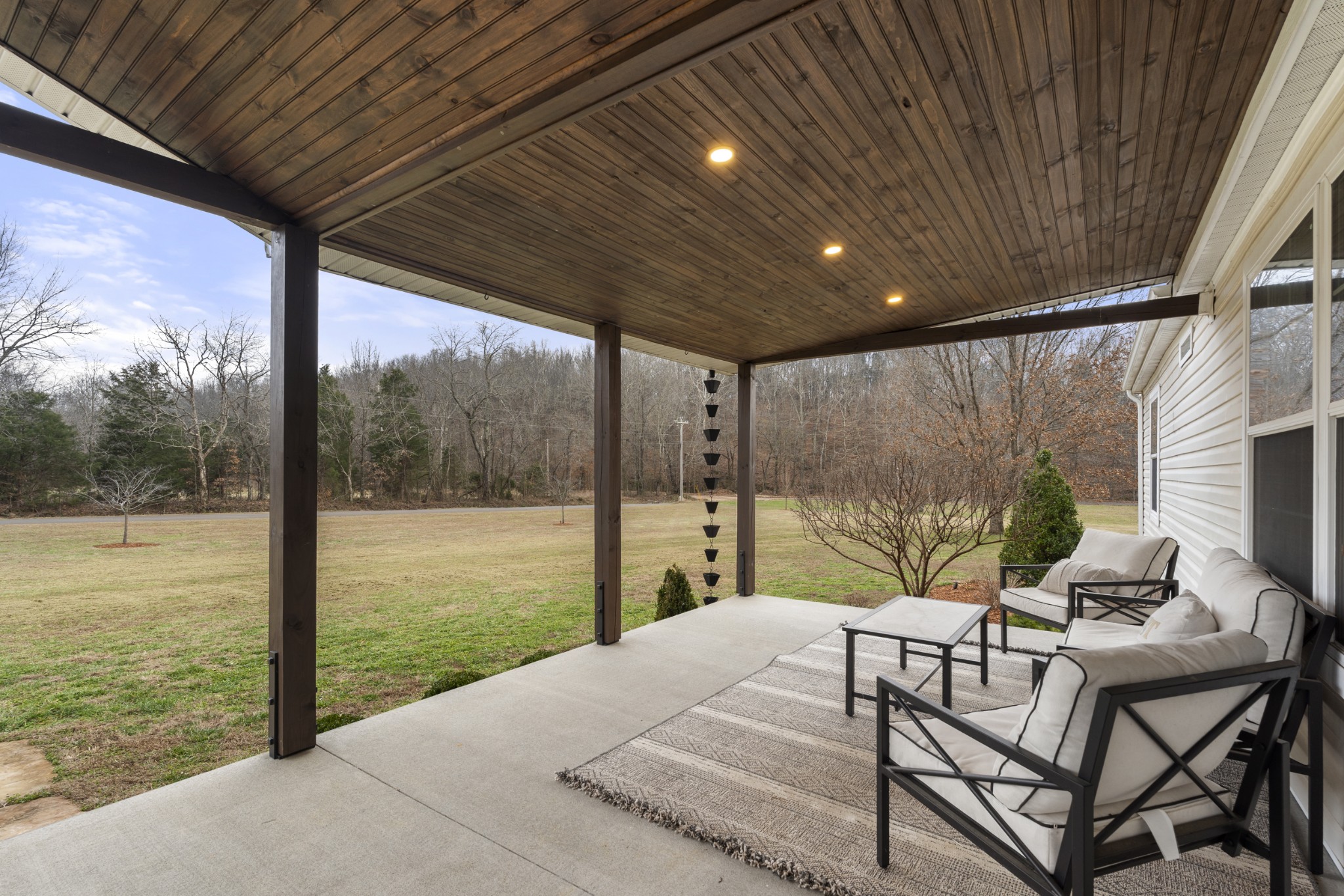 60 Edgewood Road McEwen, TN 37101 - Photo 37 of 56 a balcony with furniture and a garden