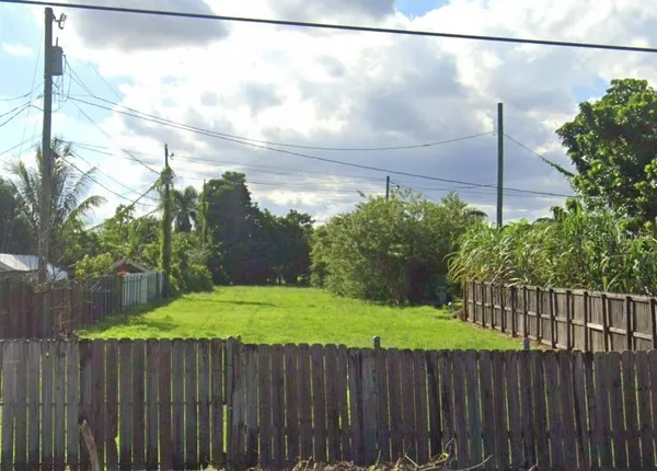 $170,999 | 350 Southwest 8th Avenue, Florida City, FL 33034