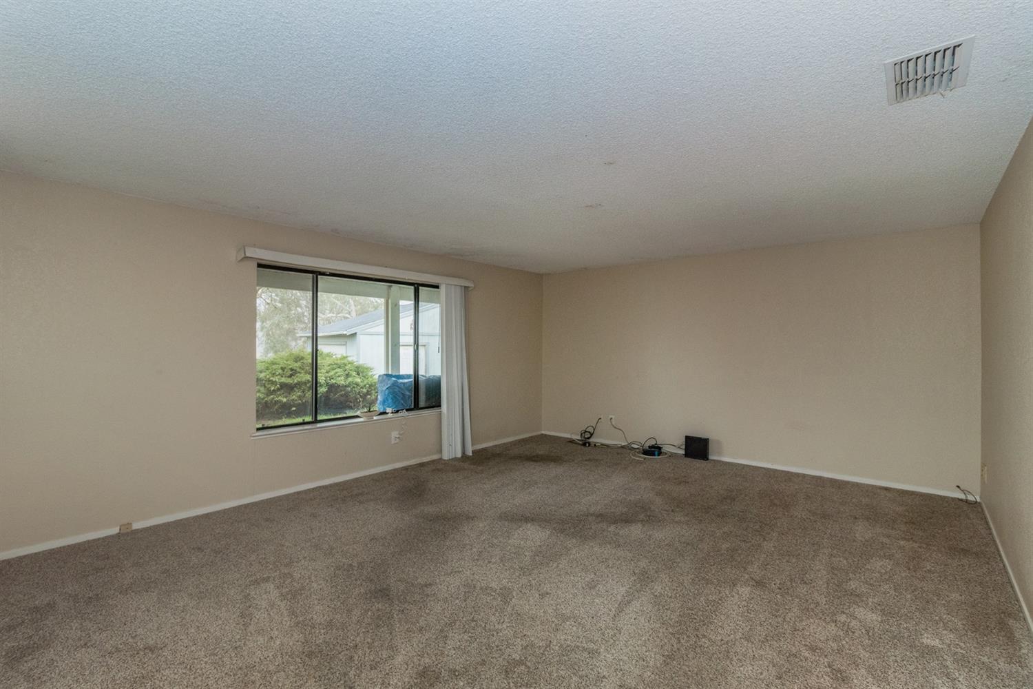 17307 Monreal Road Madera, CA 93636 - Photo 3 of 24 Gallery Image 3