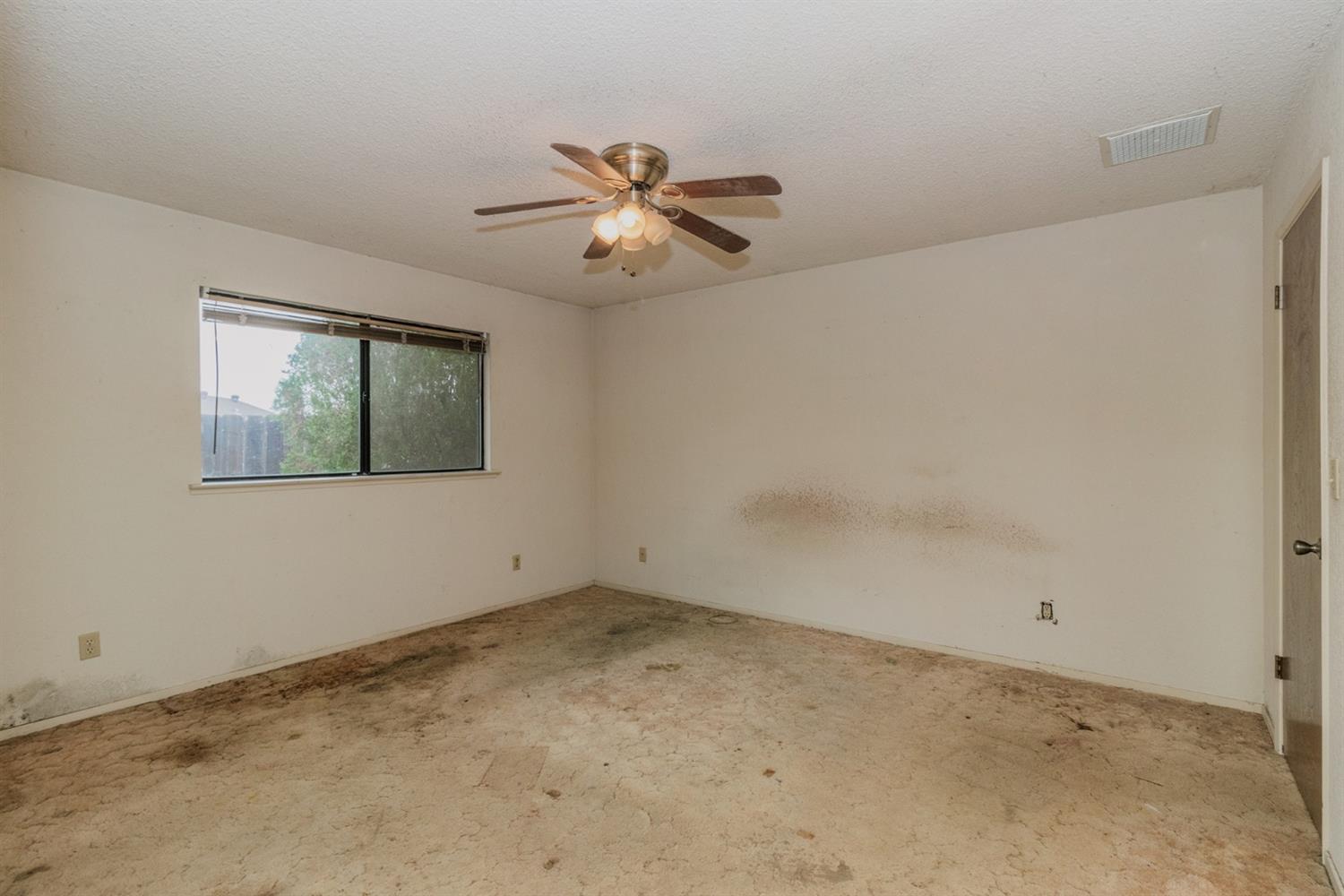 17307 Monreal Road Madera, CA 93636 - Photo 8 of 24 Gallery Image 8
