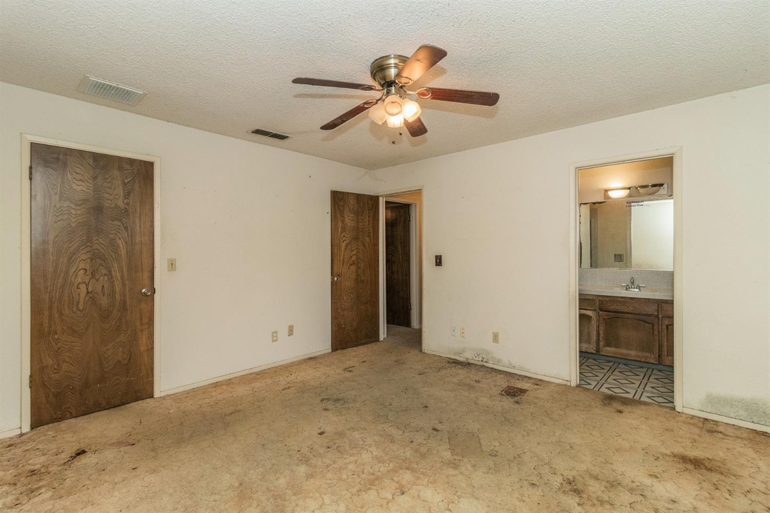 17307 Monreal Road Madera, CA 93636 - Photo 9 of 24 Gallery Image 9