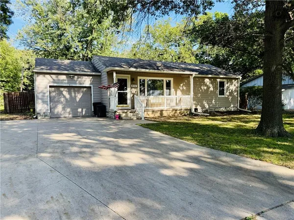 $230,000 | 711 Conger Avenue, Burlington, KS 66839