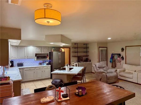 $215,000 | 711 Conger Avenue, Burlington, KS 66839
