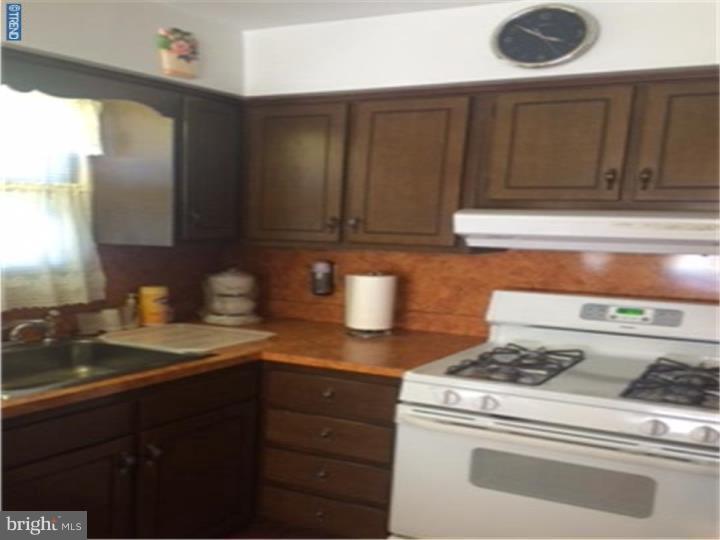 703 Cleveland Avenue Riverside, NJ 08075 - Photo 4 of 23