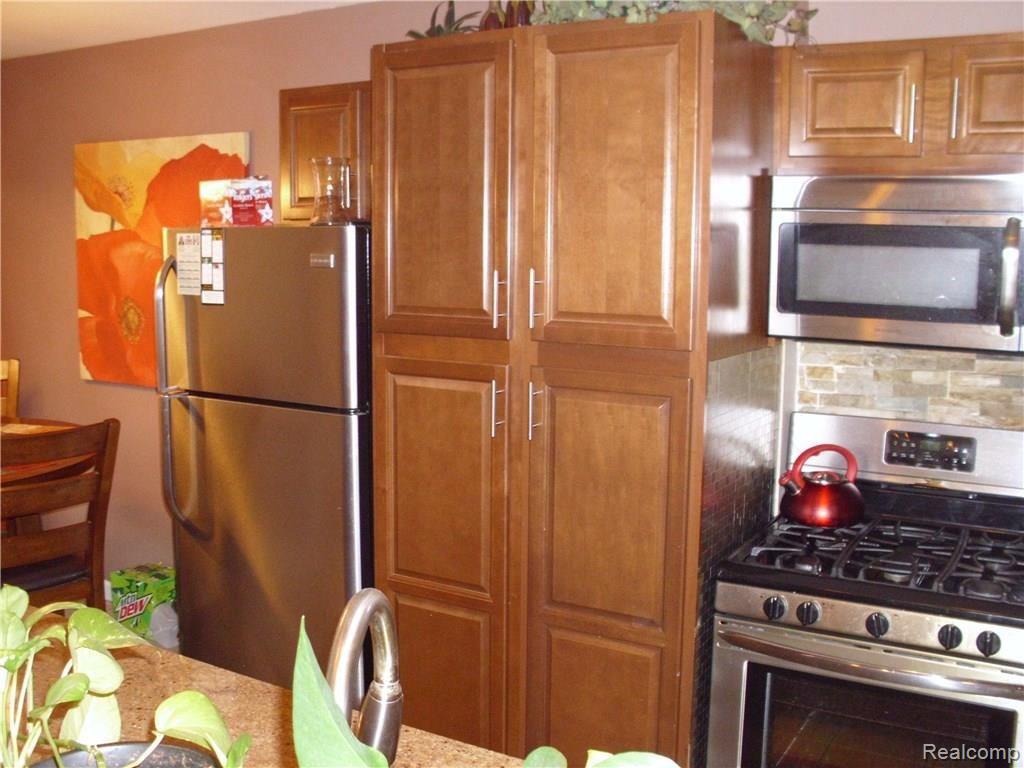 4416 15 Mile Road Sterling Heights, MI 48310 - Photo 14 of 39 DSCI8407.JPG