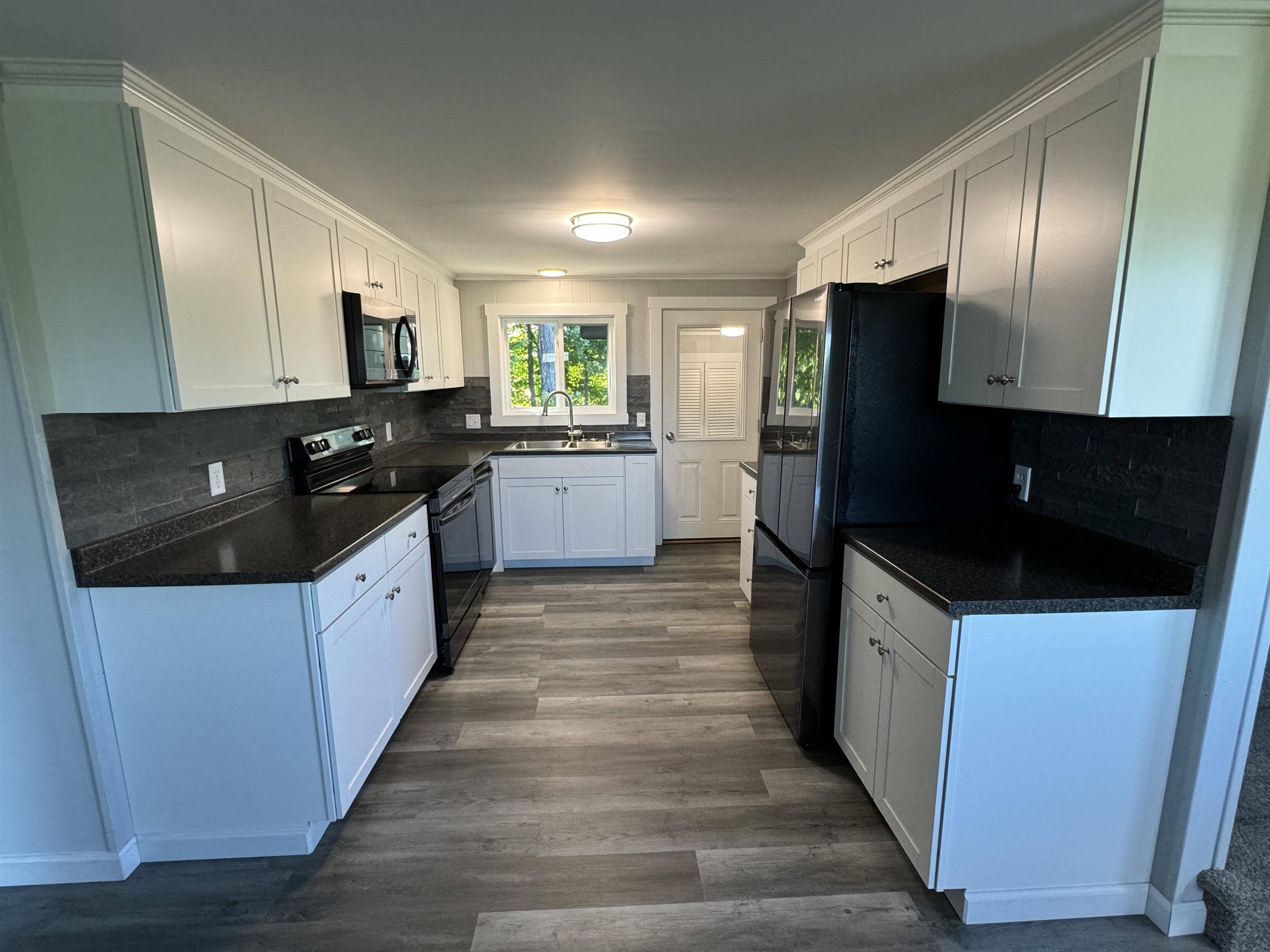 2466 Maple Hill Road Barton, VT 05822 - Photo 11 of 36