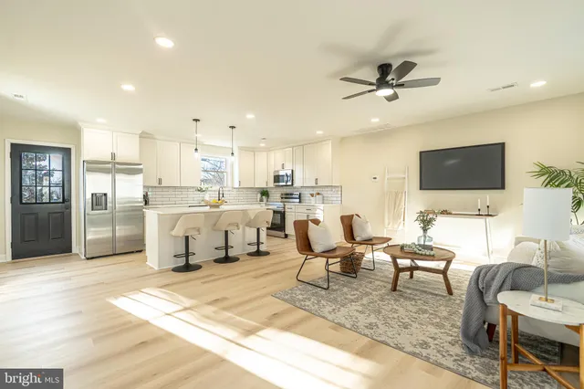 $409,999 | 3408 Yardley Drive, Baltimore, MD 21222