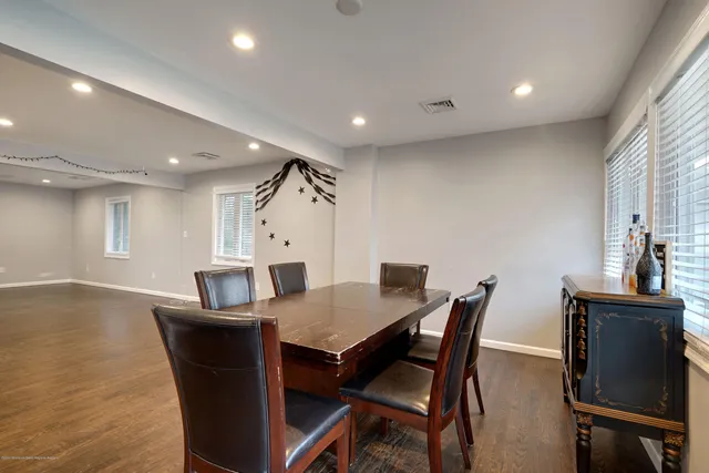 $48,500 | 181 Larchwood Avenue, Oakhurst, NJ 07755