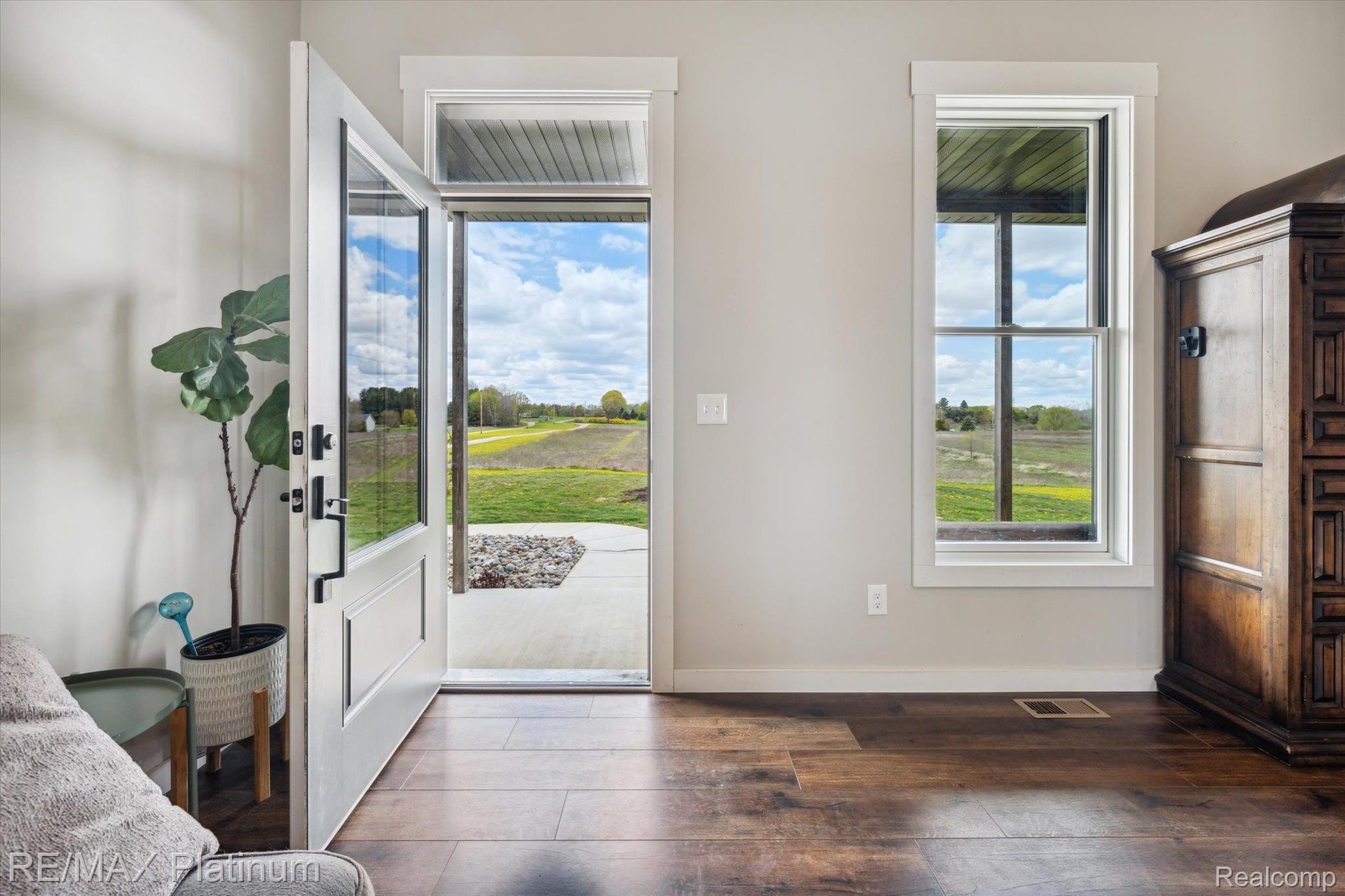 9800 North Marsh Road Fowlerville, MI 48836 - Photo 6 of 44 Gallery Image 6