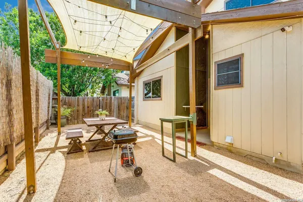 $2,700 | 6857 Betty Levy, San Antonio, TX 78227