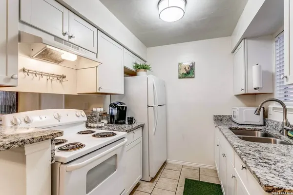 $2,700 | 6857 Betty Levy, San Antonio, TX 78227