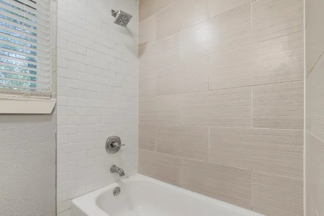 $1,600 | 2414 Burleson Court, Unit A, Austin, TX 78741