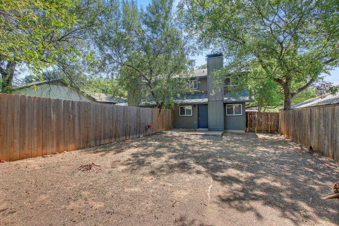 2414 Burleson Court, Unit A Austin, TX 78741 - Photo 33 of 39